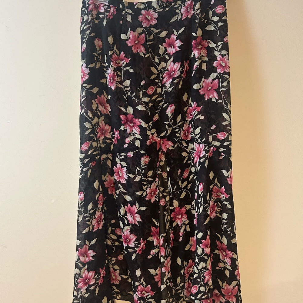 Penningtons Floral A-Line Skirt in Black and Pink